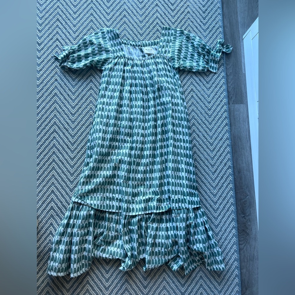 MIRTH Green Patterned Women's Maxi Dress - Picture 3 of 9